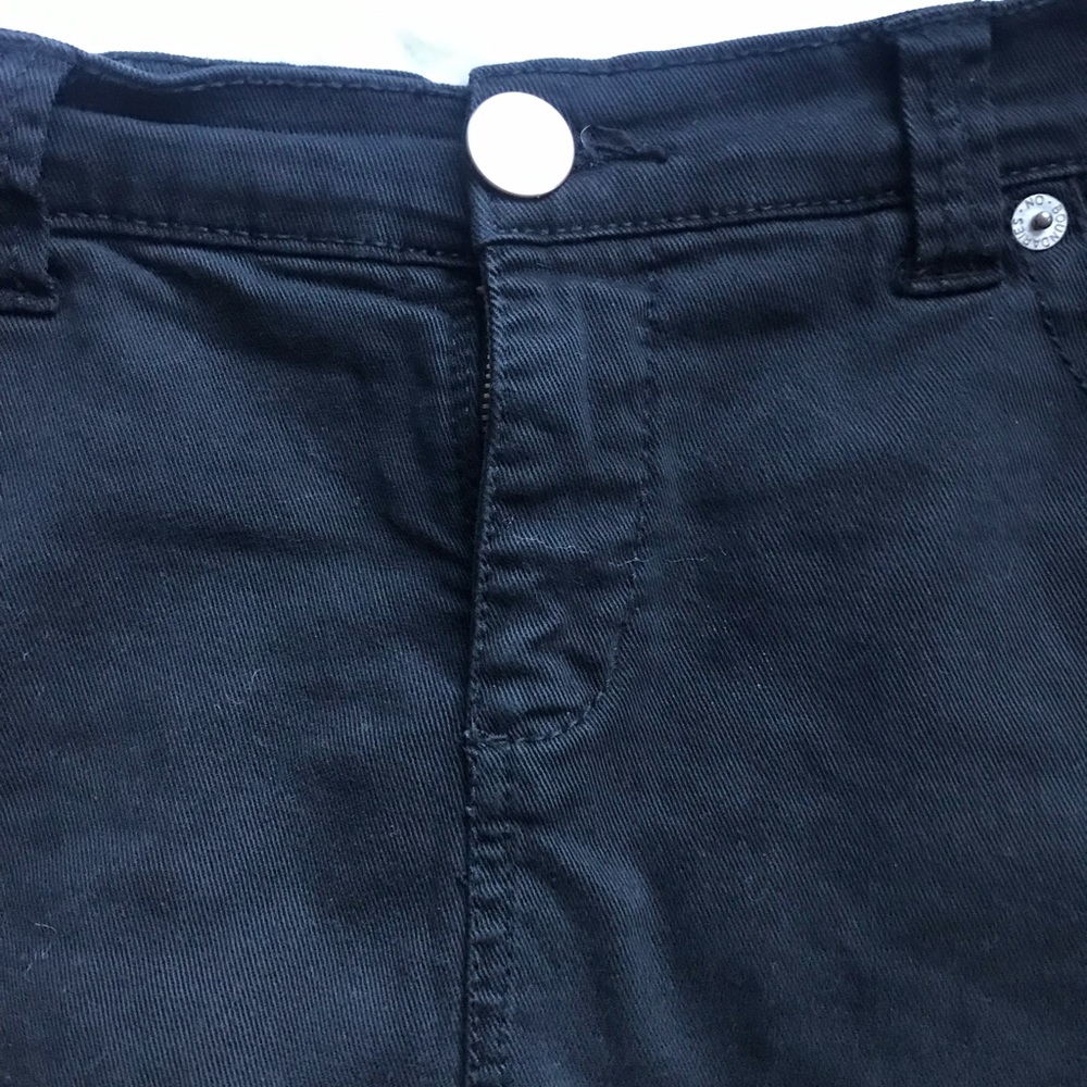 No Boundaries Black Denim Mini Skirt. Juniors 13 - Picture 4 of 4